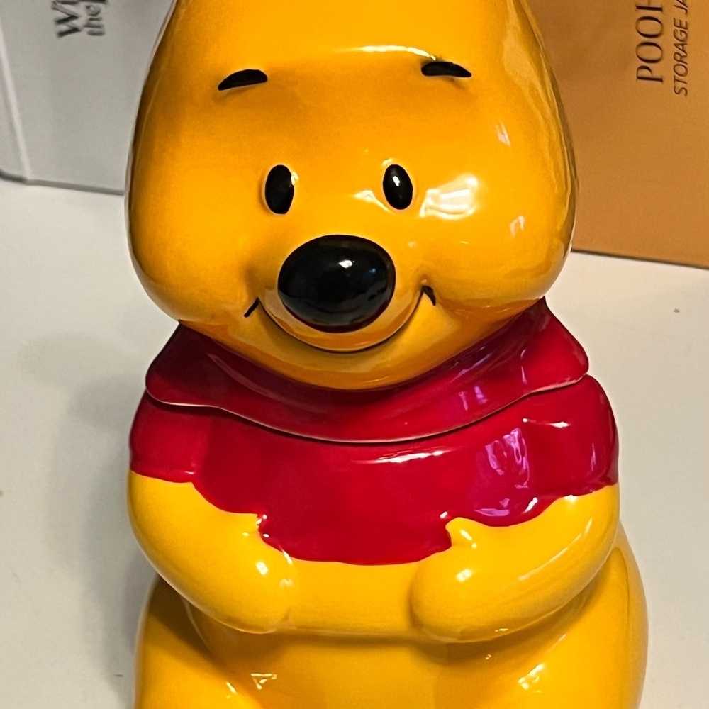 New Disney Winnie the Pooh Ceramic storage Jar - Picture 5 of 7